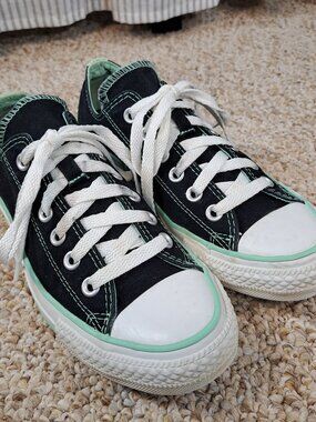 Converse | Sneakers | Size 8